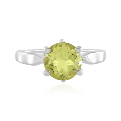 Zilveren ring met een Ouro Verde kwarts