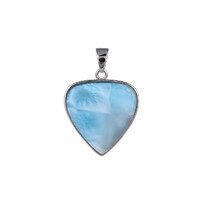 Zilveren hanger met een larimar