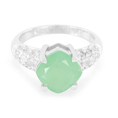 Zilveren ring met een groene chalcedoon