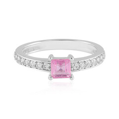 Zilveren ring met een Madagaskar Roze Saffier