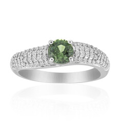 Gouden ring met een Madagaskar Demantoid (de Melo)