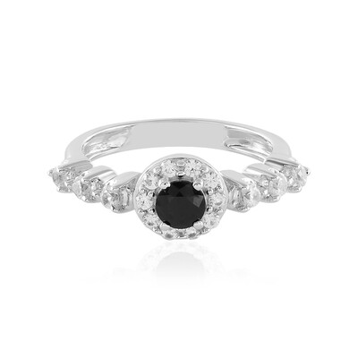 Zilveren ring met een zwarte spinel