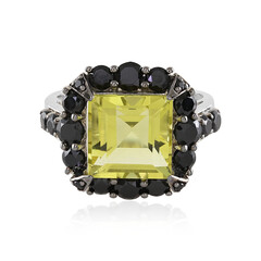 Zilveren ring met een Ouro Verde kwarts