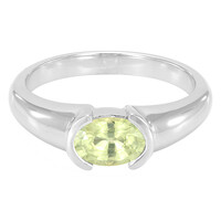 Zilveren ring met een chrysoberil