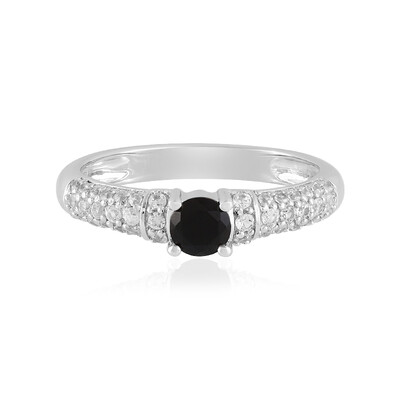 Zilveren ring met een zwarte spinel