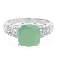 Zilveren ring met een groene chalcedoon