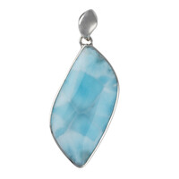 Zilveren hanger met een larimar