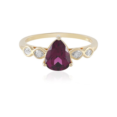 Gouden ring met een magenta granaat