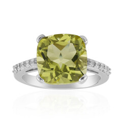 Zilveren ring met een Ouro Verde kwarts