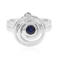 Zilveren ring met een blauwe saffier