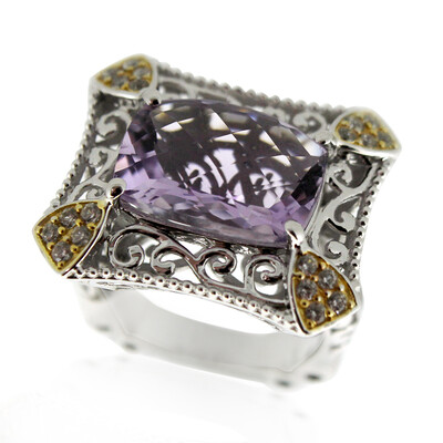 Zilveren ring met een lavendel amethist (Dallas Prince Designs)