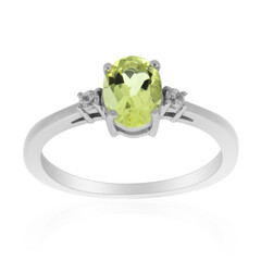 Zilveren ring met een Ouro Verde kwarts