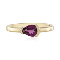 Zilveren ring met een magenta granaat