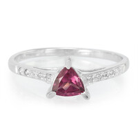 Zilveren ring met een Rajasthan rhodoliet