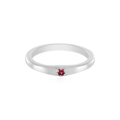 Zilveren ring met een roze spinel