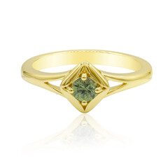 Gouden ring met een Madagaskar Demantoid (John Ferry)