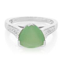 Zilveren ring met een groene chalcedoon