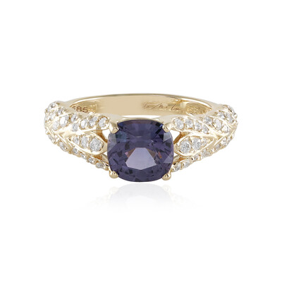 Gouden ring met een Lavendel Luc Yen spinel (de Melo)