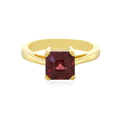 Zilveren ring met een roze zirkoon