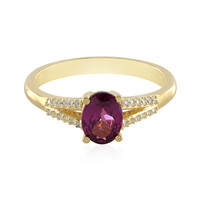 Zilveren ring met een magenta granaat