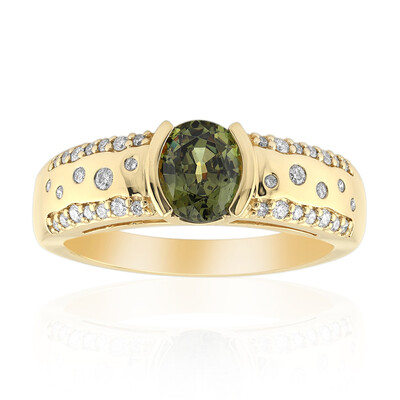 Gouden ring met een Madagaskar Demantoid (de Melo)